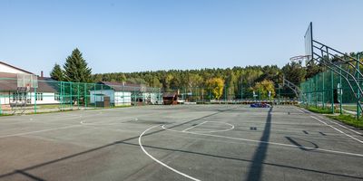 баскетбольная площадка